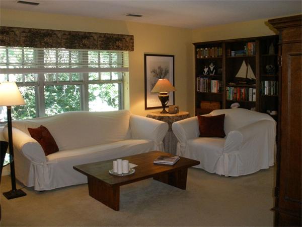 103 Lake Shore Road, Unit 3 Boston, MA 02135 - Photo 3 of 11 Gallery Image 3