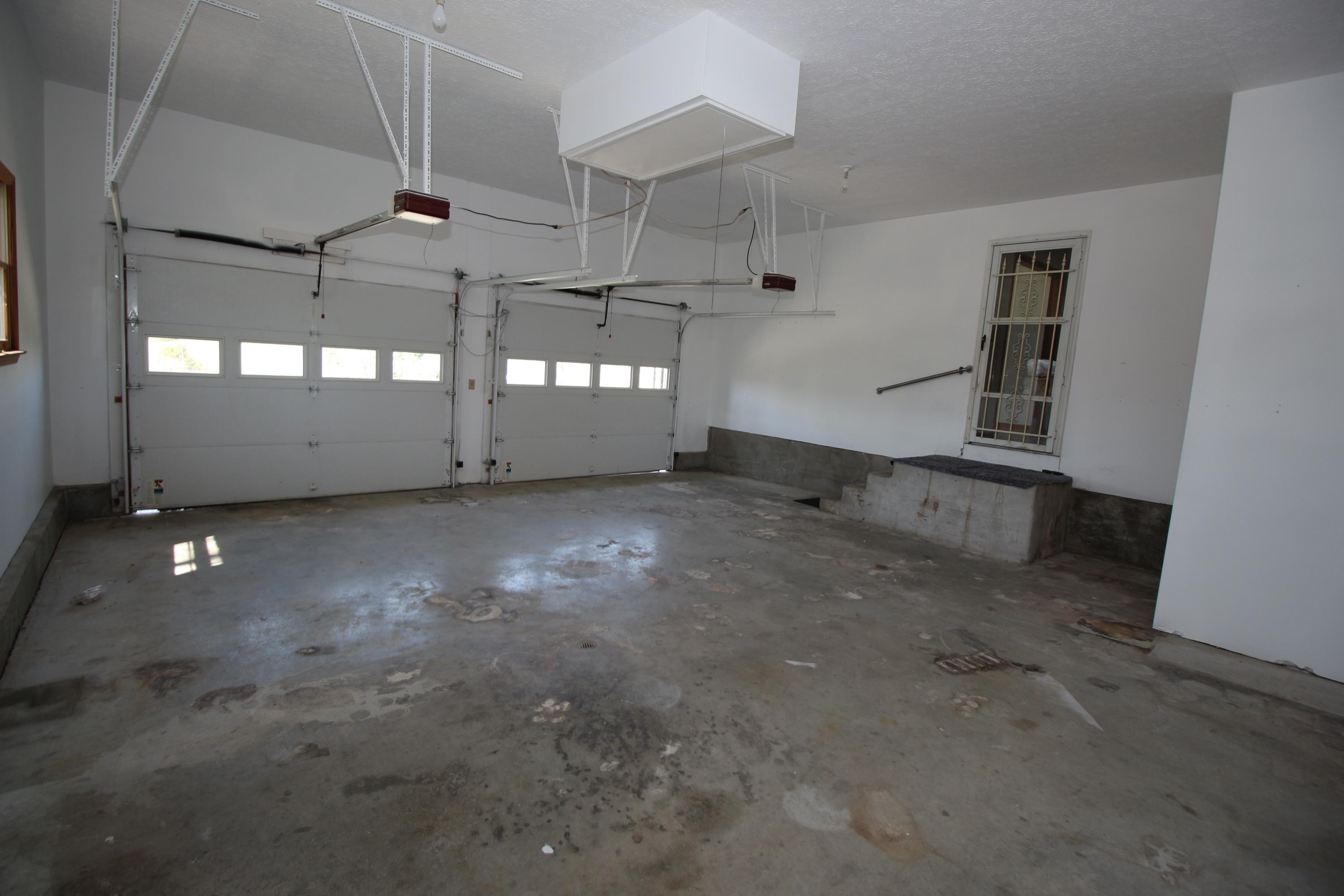 7080 Belspring Road Radford, VA 24141 - Photo 28 of 53 a view of a room with gym equipment and windows
