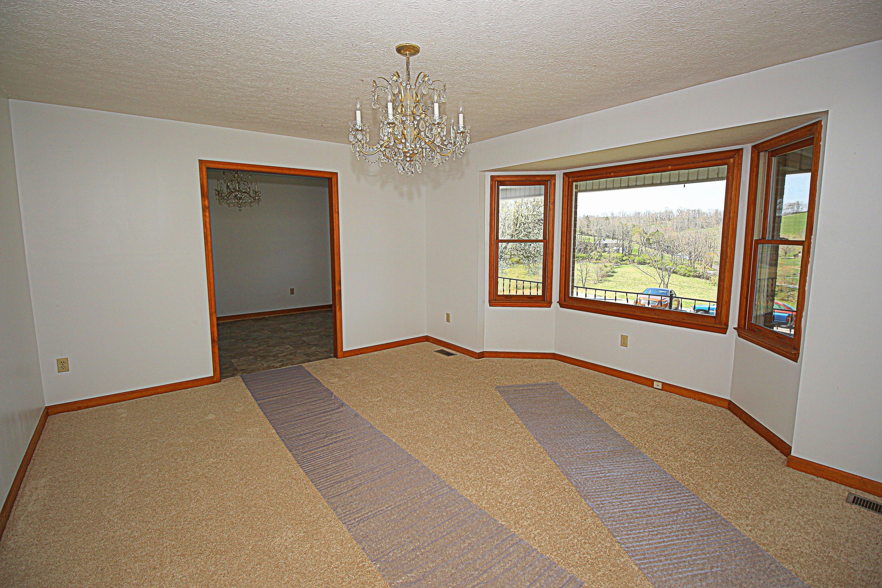 7080 Belspring Road Radford, VA 24141 - Photo 4 of 53 IMG_5995