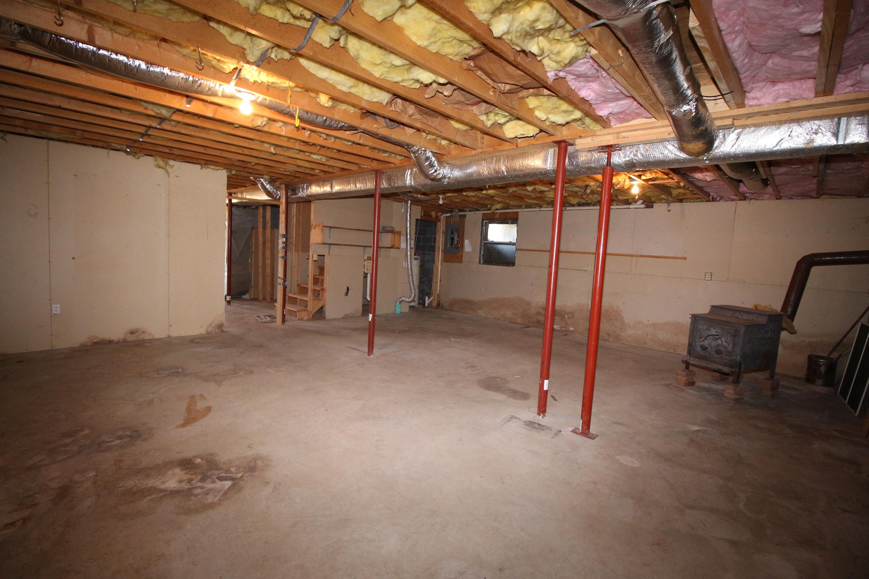 7080 Belspring Road Radford, VA 24141 - Photo 34 of 53 a view of a big room with exposed radiator
