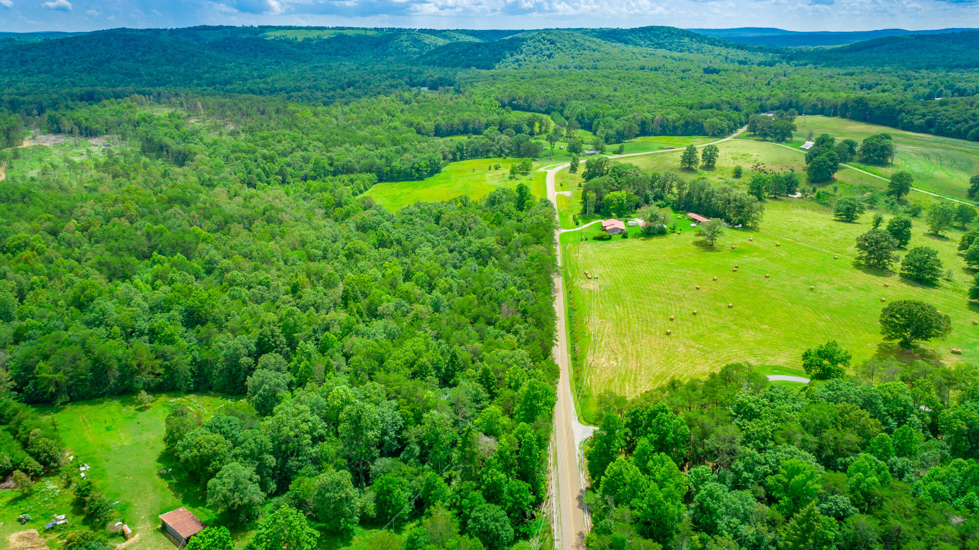 7782 Brockdell Road Pikeville, TN 37367 - Photo 33 of 65 7782 Brockdell Road Exterior HD-33
