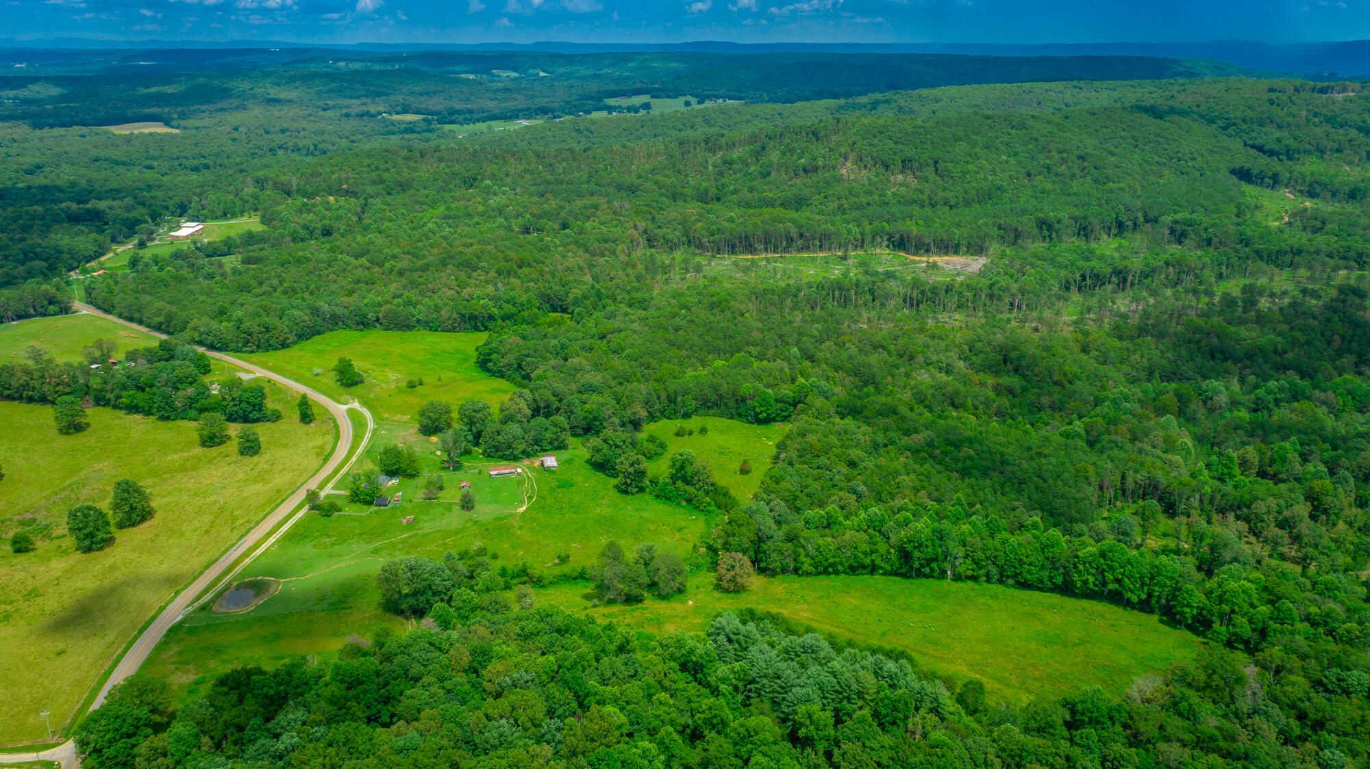 7782 Brockdell Road Pikeville, TN 37367 - Photo 5 of 65 7782 Brockdell Road Exterior HD-5