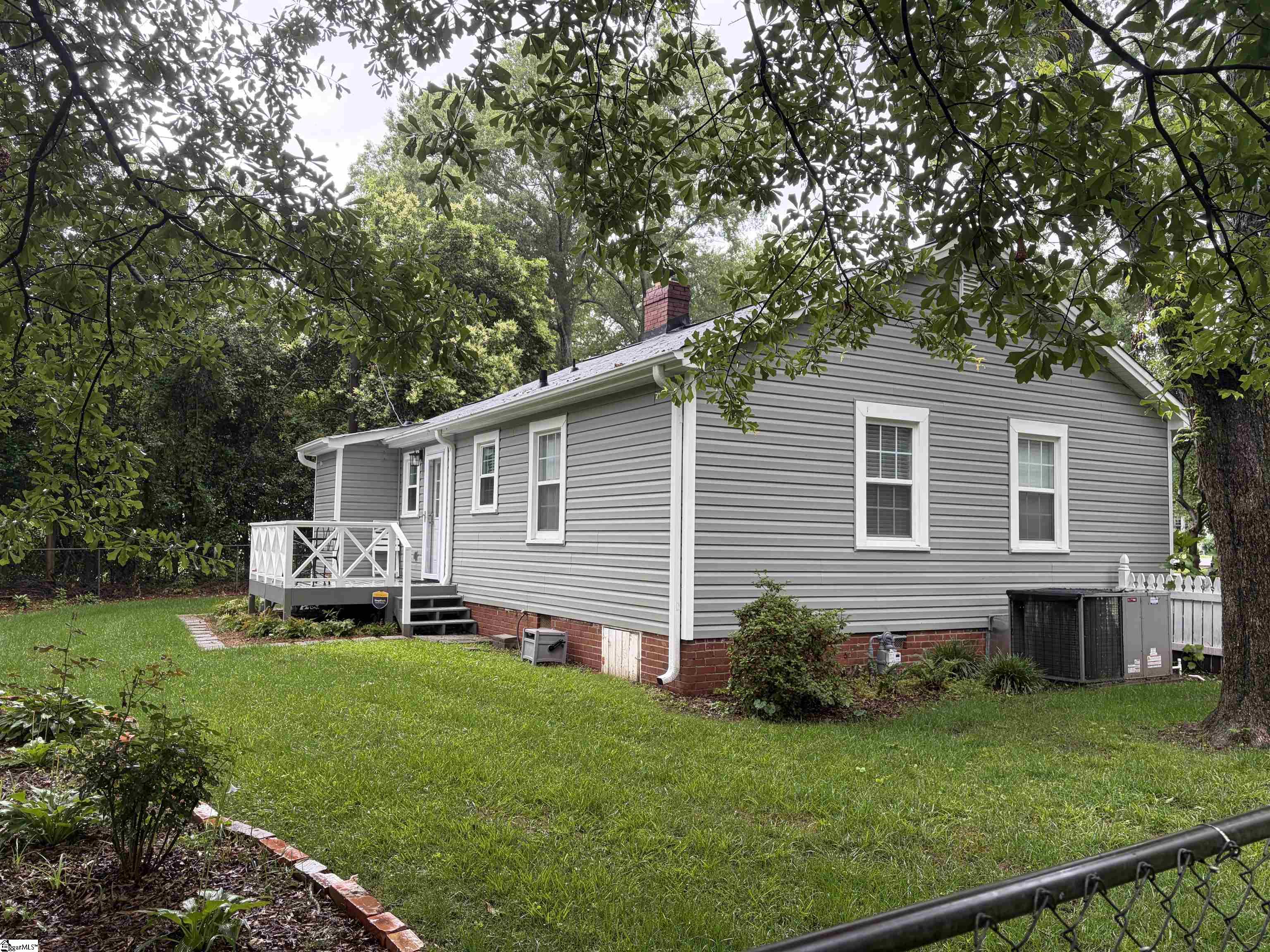 407 North Street Anderson, SC 29621 - Photo 6 of 30