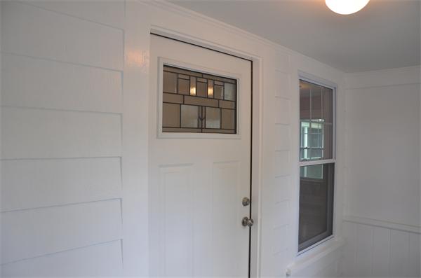 23 Hampshire Road Reading, MA 01867 - Photo 3 of 21 Gallery Image 3
