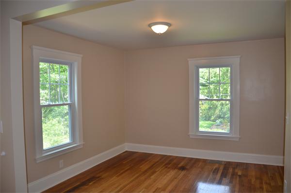 23 Hampshire Road Reading, MA 01867 - Photo 6 of 21 Gallery Image 6
