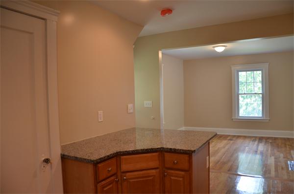 23 Hampshire Road Reading, MA 01867 - Photo 9 of 21 Gallery Image 9