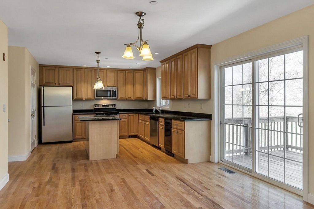 22 Ferry Road, Unit 22 Methuen, MA 01844 - Photo 13 of 39 Gallery Image 13