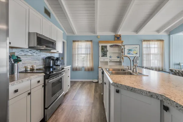 $945,000 | 1125 Alligator Drive, Alligator Point, FL 32346