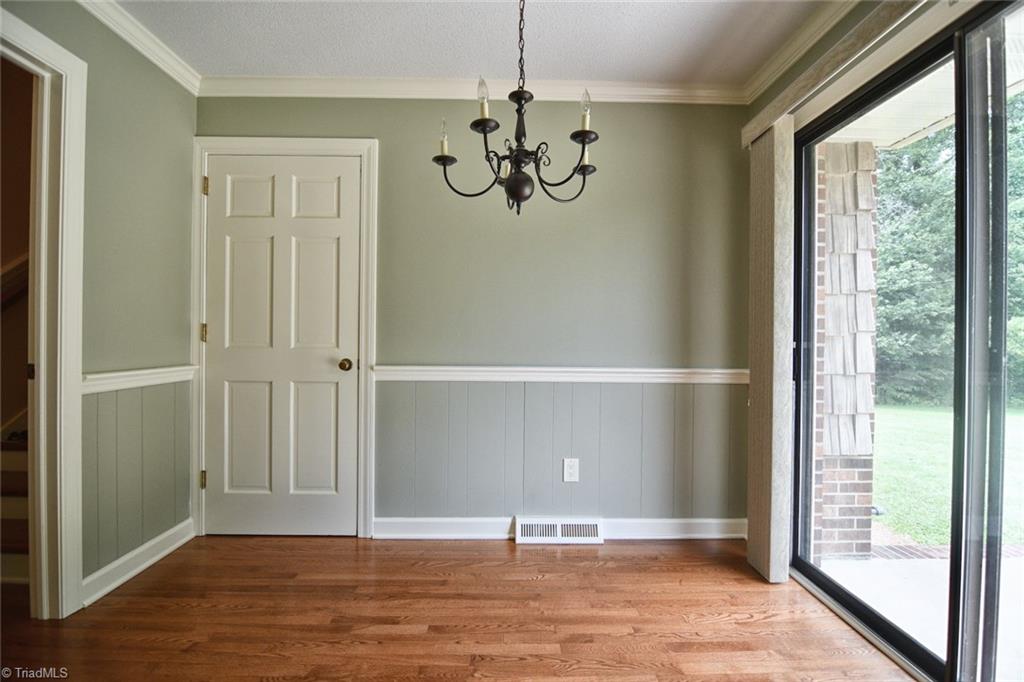 456 Meadowview Road Lexington, NC 27295 - Photo 13 of 36 Dining Room