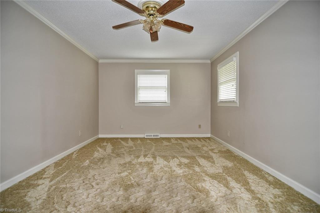 456 Meadowview Road Lexington, NC 27295 - Photo 23 of 36 Gallery Image 23