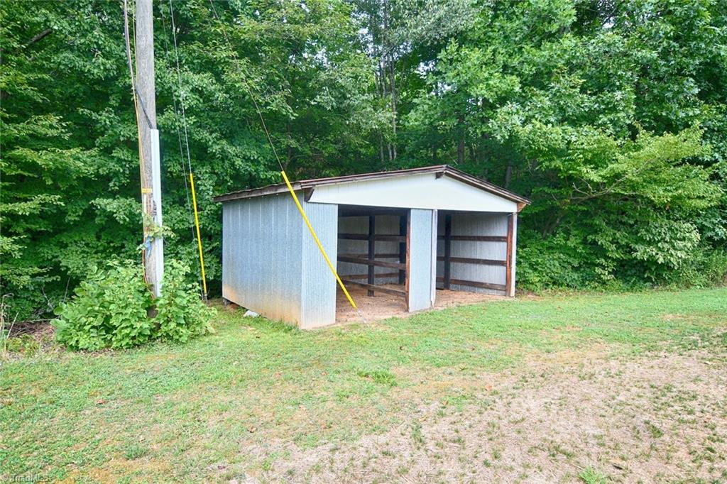 456 Meadowview Road Lexington, NC 27295 - Photo 35 of 36 Gallery Image 35