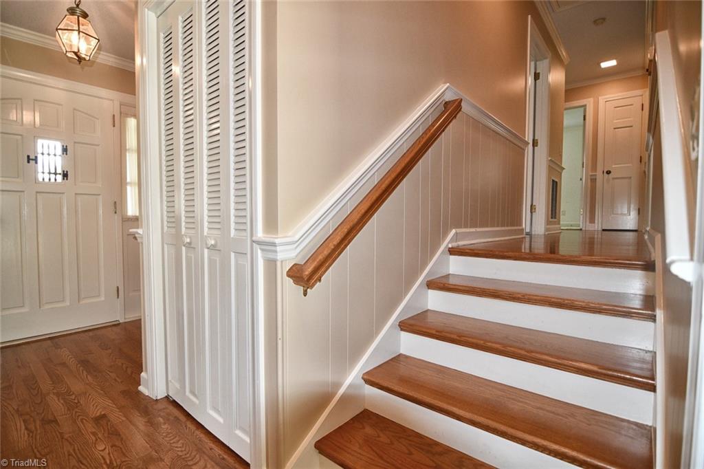 Steps going to the bedrooms