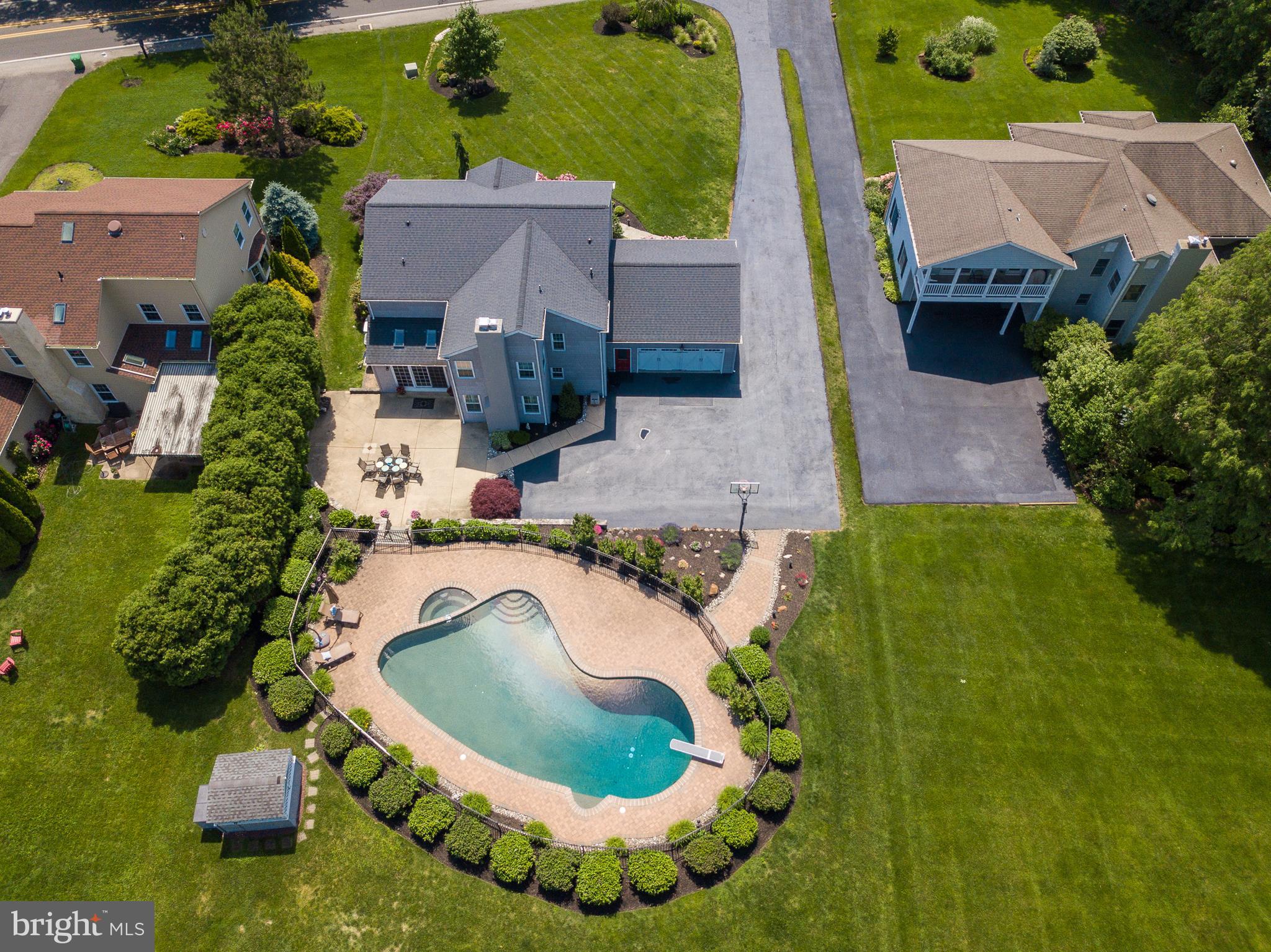 137 Augustine Cut Off Wilmington, DE 19806 - Photo 12 of 57