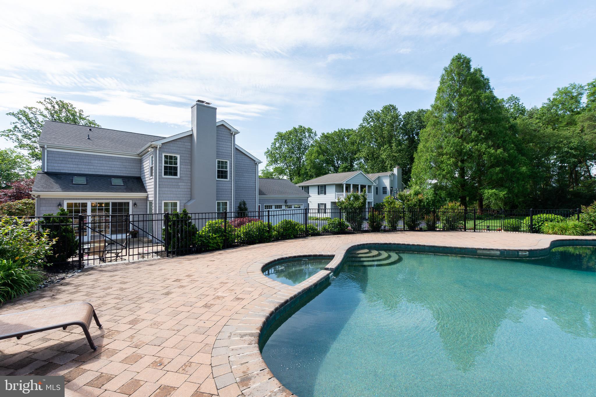 137 Augustine Cut Off Wilmington, DE 19806 - Photo 20 of 57