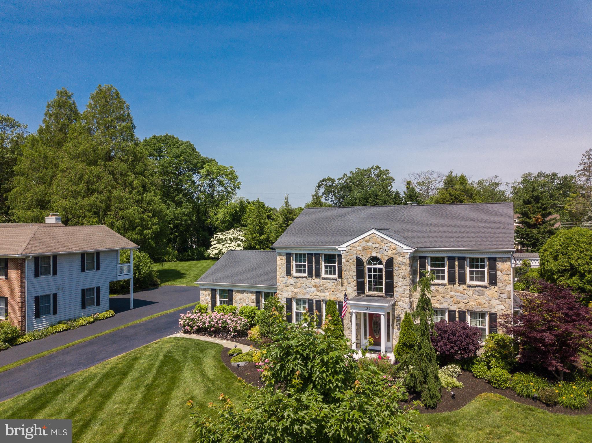 137 Augustine Cut Off Wilmington, DE 19806 - Photo 3 of 57