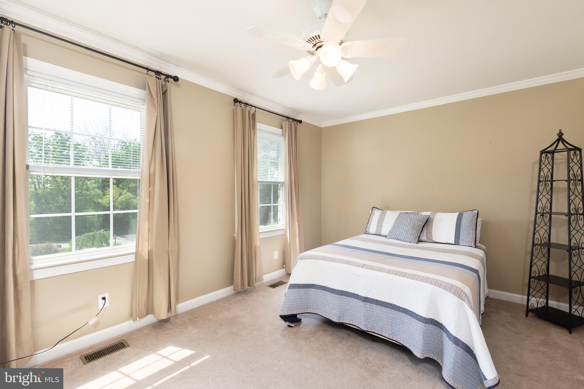 137 Augustine Cut Off Wilmington, DE 19806 - Photo 48 of 57