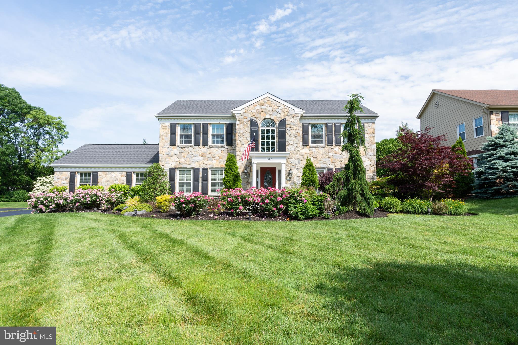 137 Augustine Cut Off Wilmington, DE 19806 - Photo 6 of 57