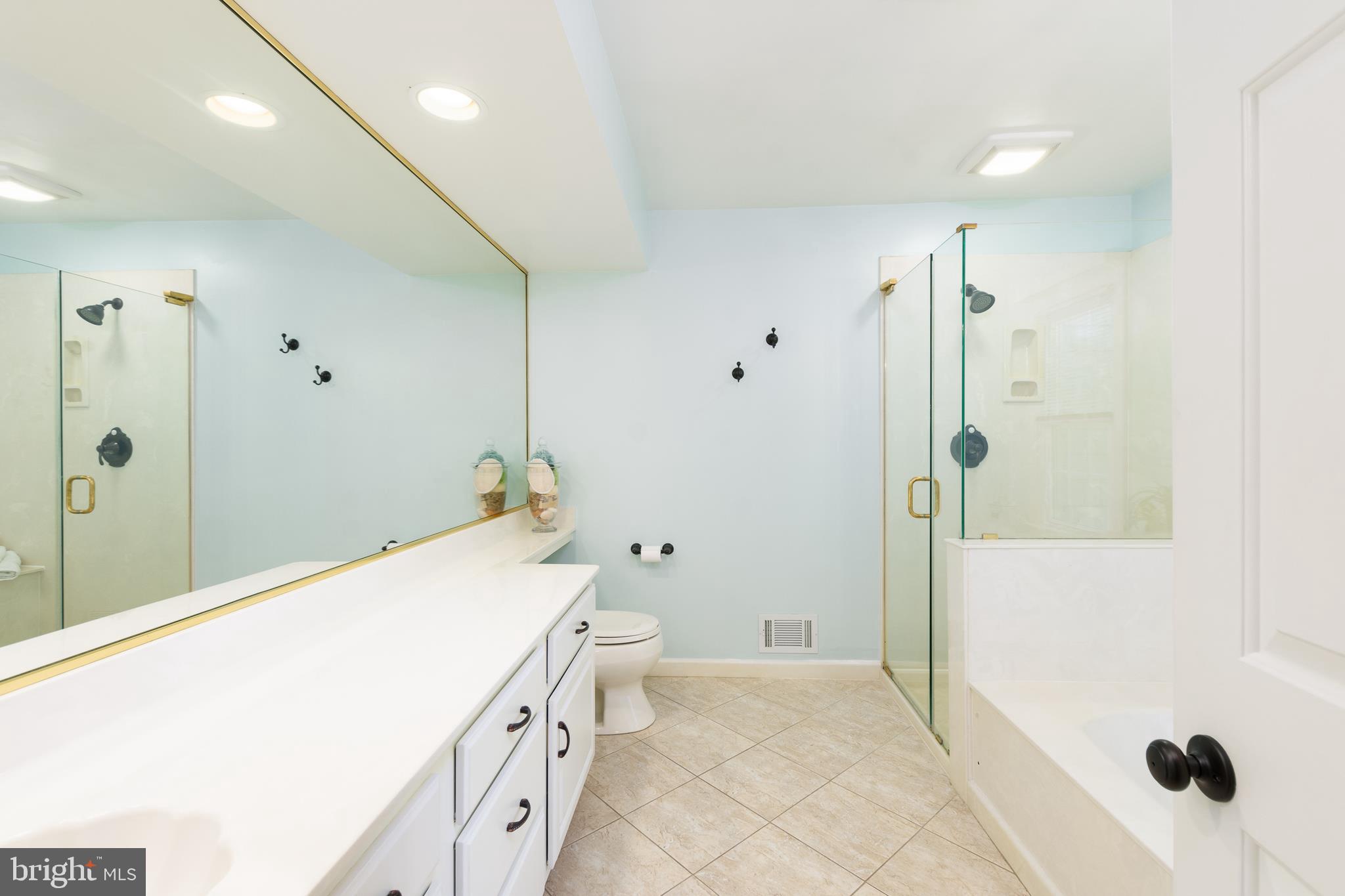 137 Augustine Cut Off Wilmington, DE 19806 - Photo 54 of 57