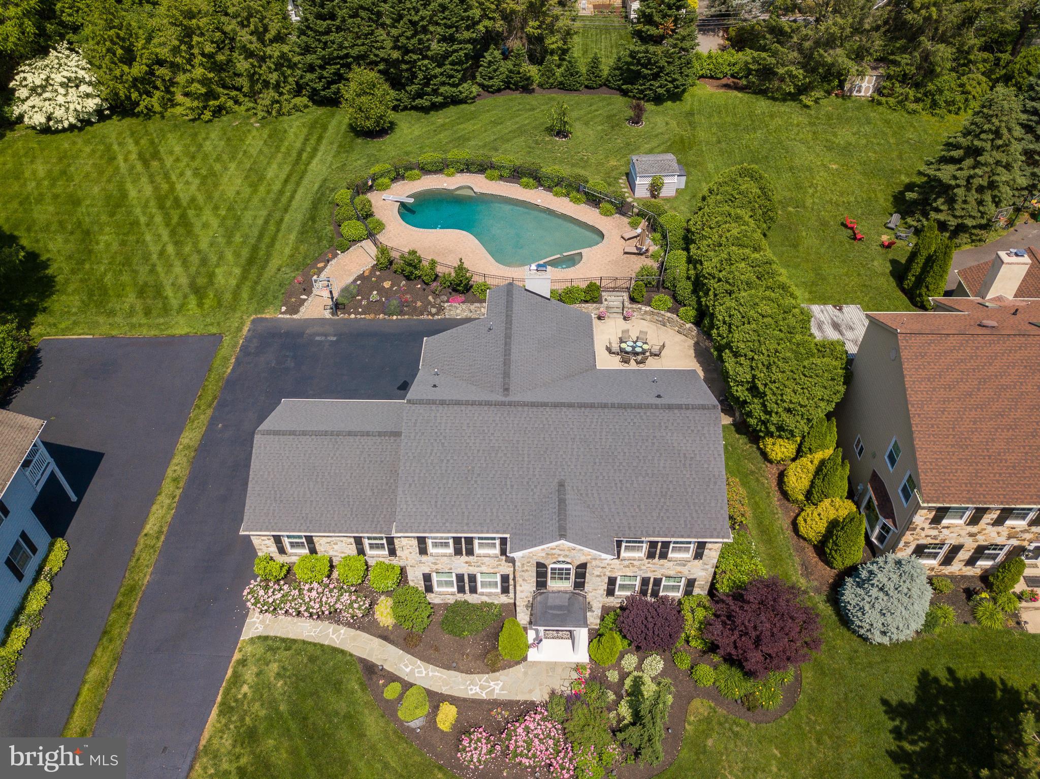 137 Augustine Cut Off Wilmington, DE 19806 - Photo 10 of 57