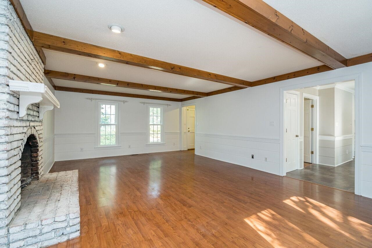 5017 Field And Stream Road Raleigh, NC 27613 - Photo 7 of 29 Photo 7