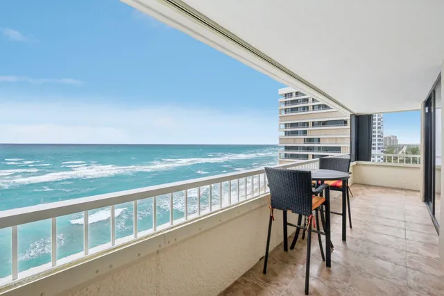 $895,000 | 5280 North Ocean Drive, Unit 7A, Singer Island, FL 33404