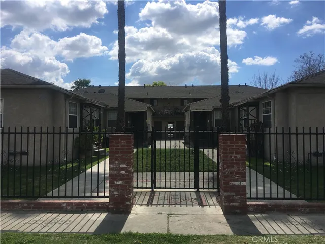 $2,000 | 422 West Palm Street, Unit 424 1/2B, Compton, CA 90220
