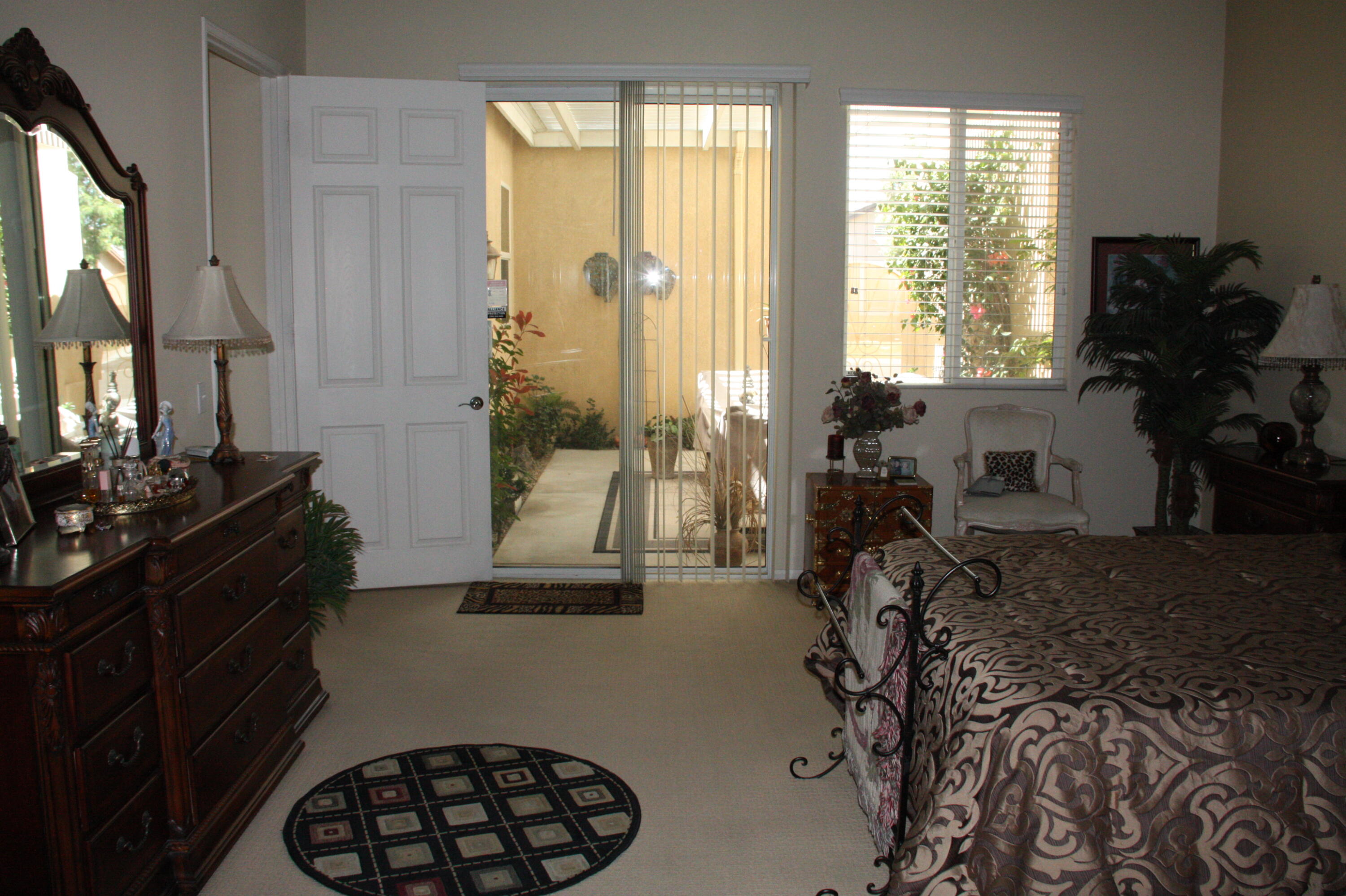 49758 Lewis Road Indio, CA 92201 - Photo 32 of 47 a room with musical instruments