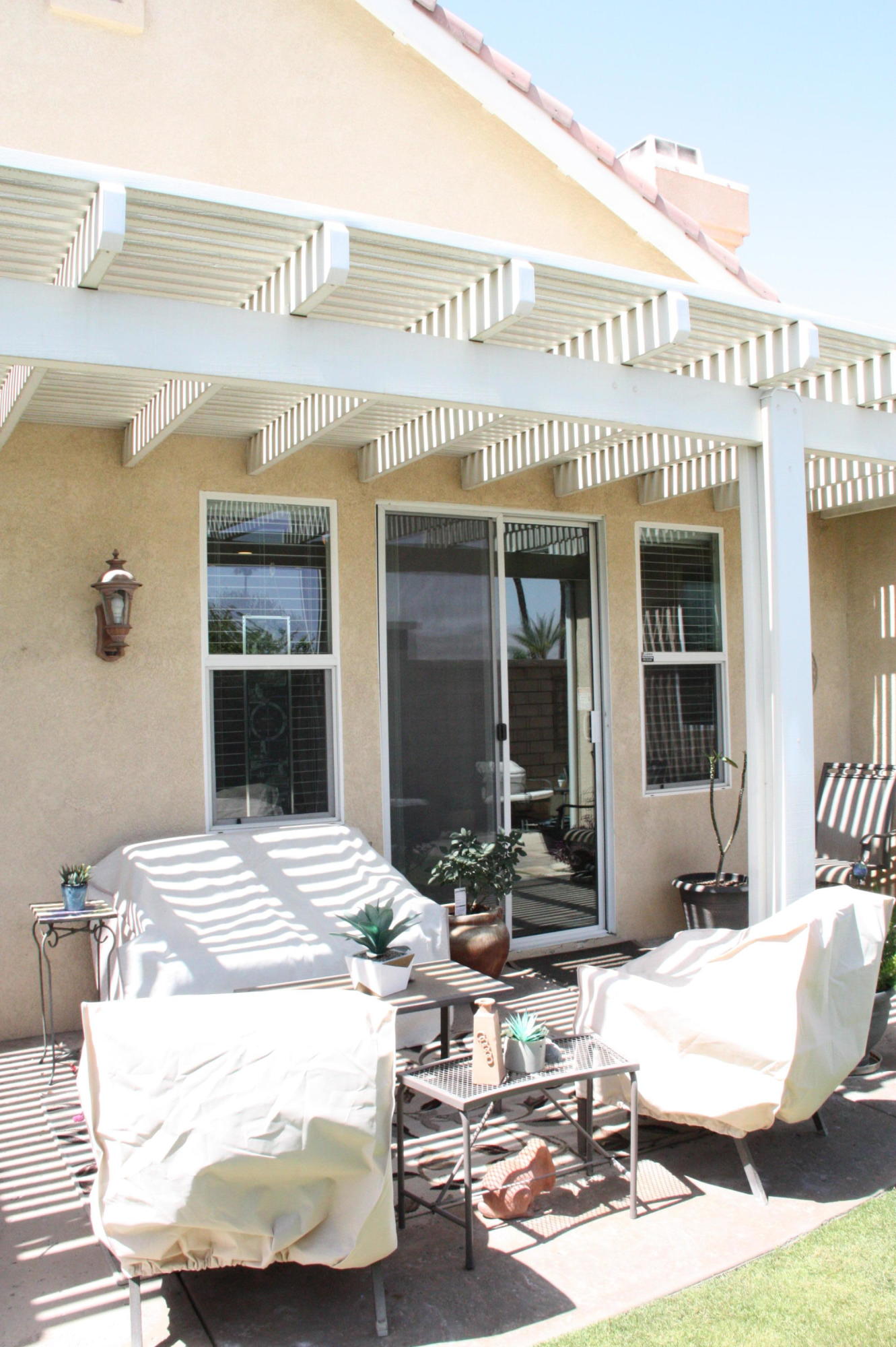 49758 Lewis Road Indio, CA 92201 - Photo 45 of 47 a bedroom with a bed and a table