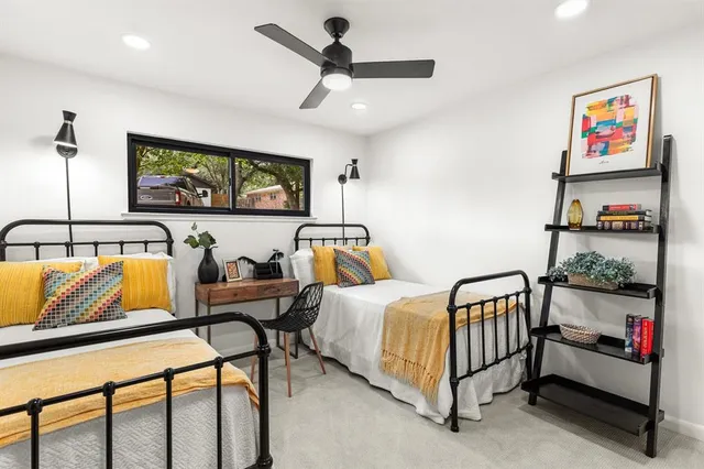 $1,345,000 | 916 Wooded Crest Drive, Woodway, TX 76712