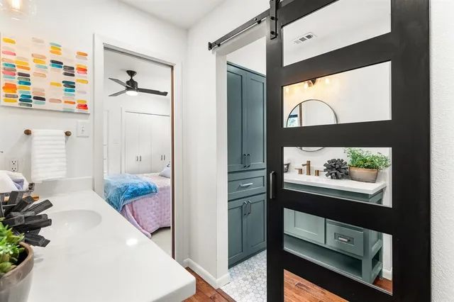 $1,345,000 | 916 Wooded Crest Drive, Woodway, TX 76712