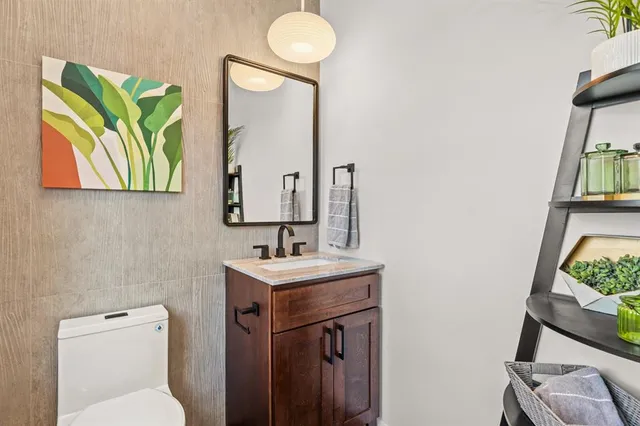 $1,345,000 | 916 Wooded Crest Drive, Woodway, TX 76712