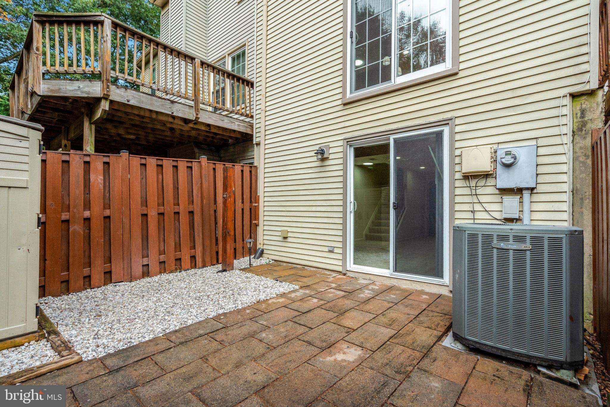 8482 Springfield Oaks Drive Springfield, VA 22153 - Photo 43 of 48 a view of a wooden balcony