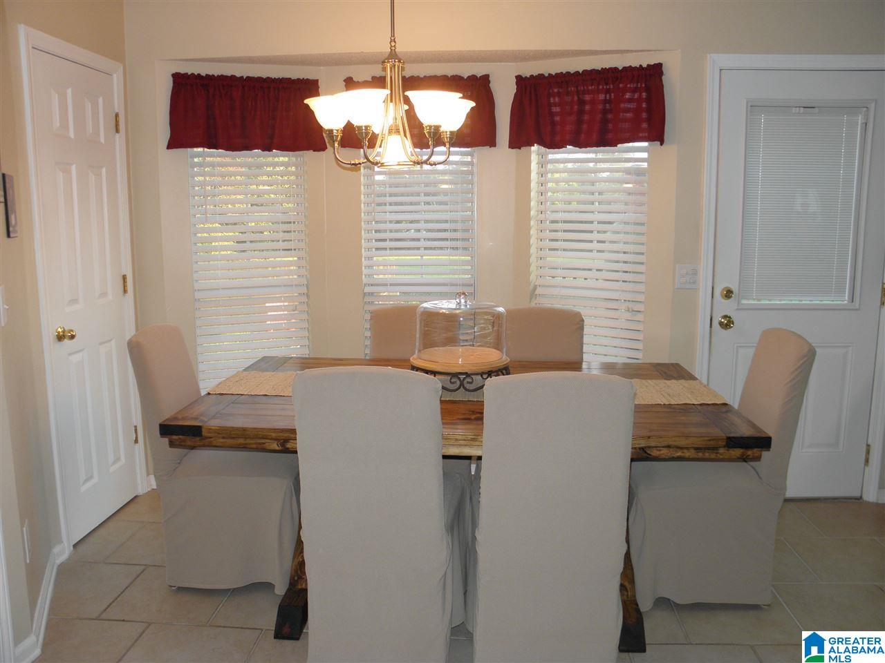 917 8th Street Pleasant Grove, AL 35127 - Photo 5 of 32