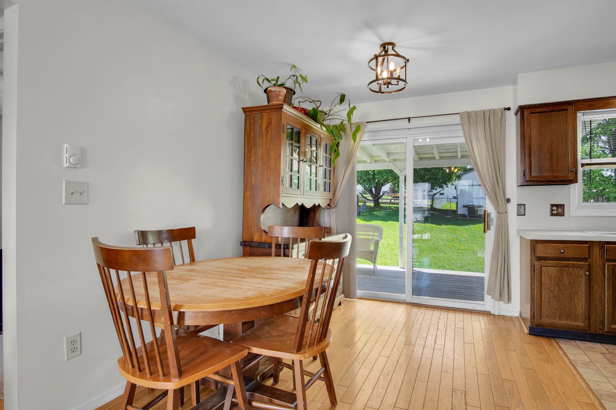 12 Furman Road Dillsburg, PA 17019 - Photo 7 of 33 Bright and inviting dining space.