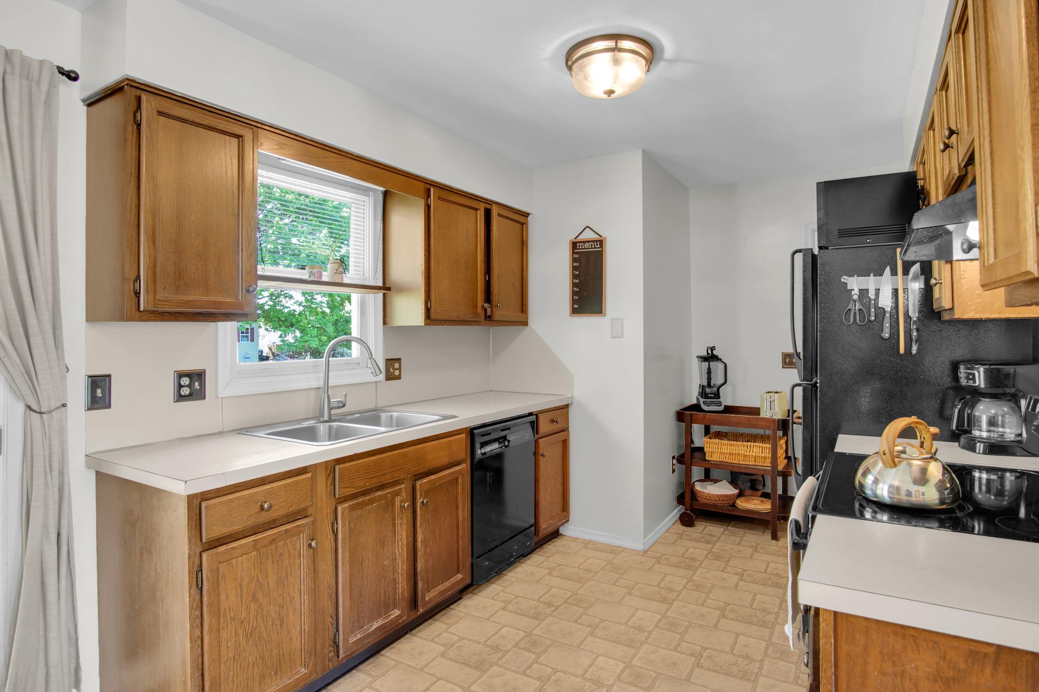 12 Furman Road Dillsburg, PA 17019 - Photo 10 of 33 Charming kitchen with natural light.
