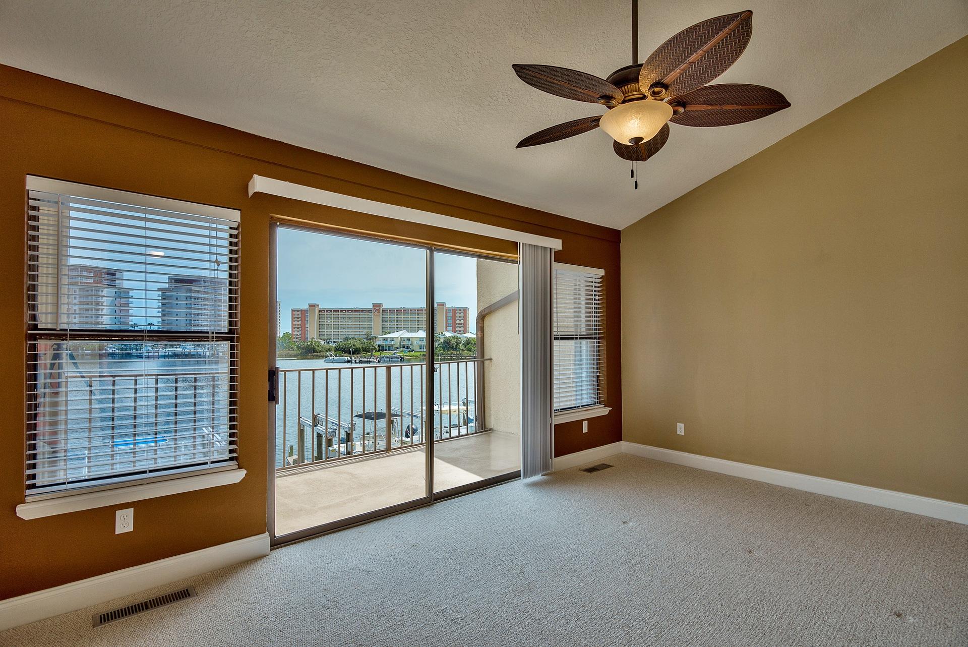 28 Moreno Point Road, Unit E Destin, FL 32541 - Photo 16 of 54 Master bedroom