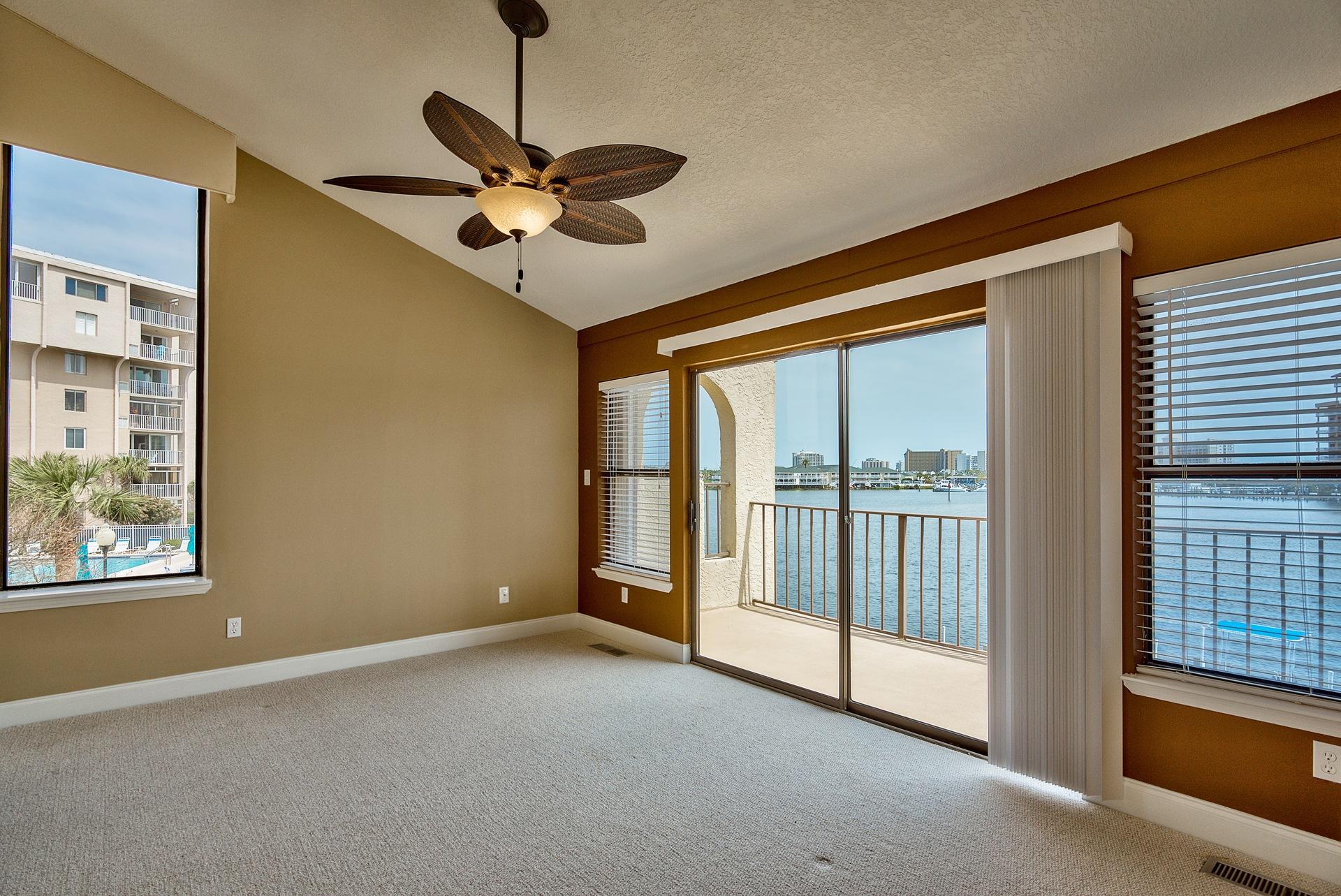 28 Moreno Point Road, Unit E Destin, FL 32541 - Photo 17 of 54 Master bedroom