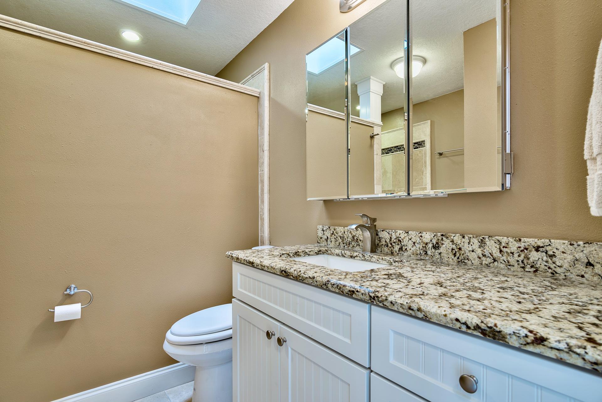 28 Moreno Point Road, Unit E Destin, FL 32541 - Photo 23 of 54 Master bathroom