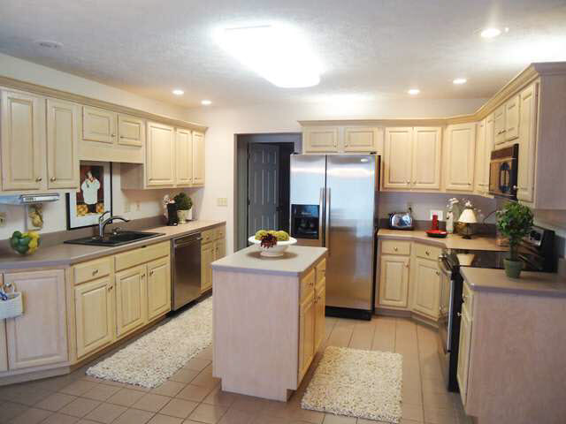 5509 West Old Stone Road Muncie, IN 47304 - Photo 13 of 28 Gallery Image 13