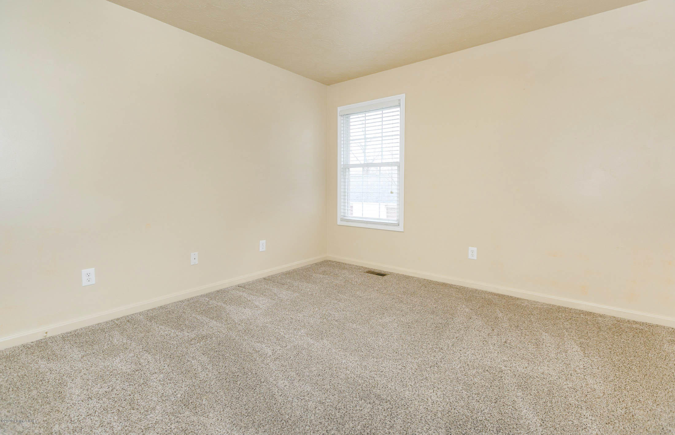 8003 Kellerman Road Louisville, KY 40219 - Photo 15 of 38 2nd bedroom on the first floor - backside of your home