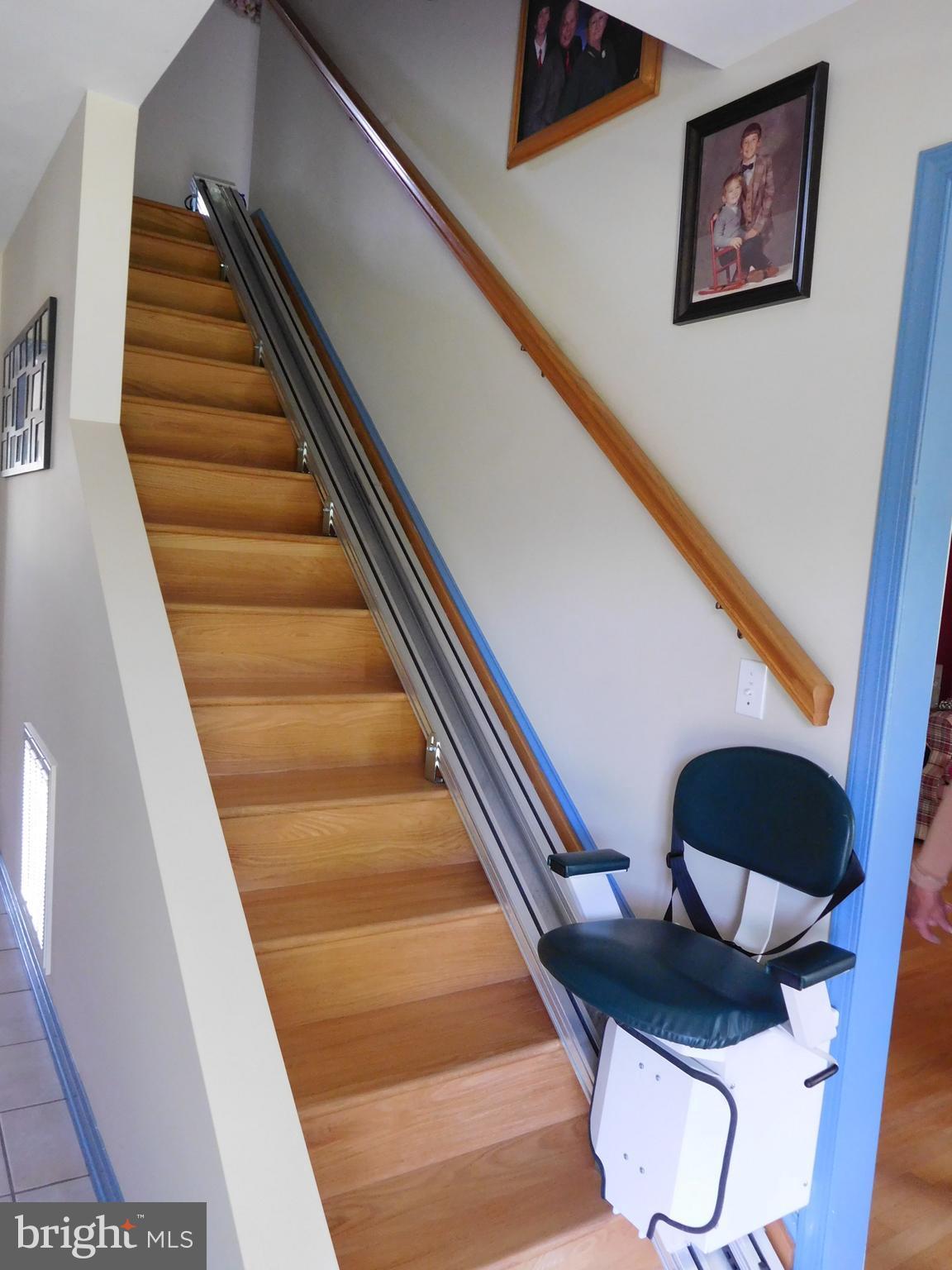 15023 Cherry Lane Ridgely, MD 21660 - Photo 14 of 30 Need a little help getting upstairs?