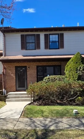 $299,000 | 173 Cynthia Drive, Unit E, Hackettstown, NJ 07840