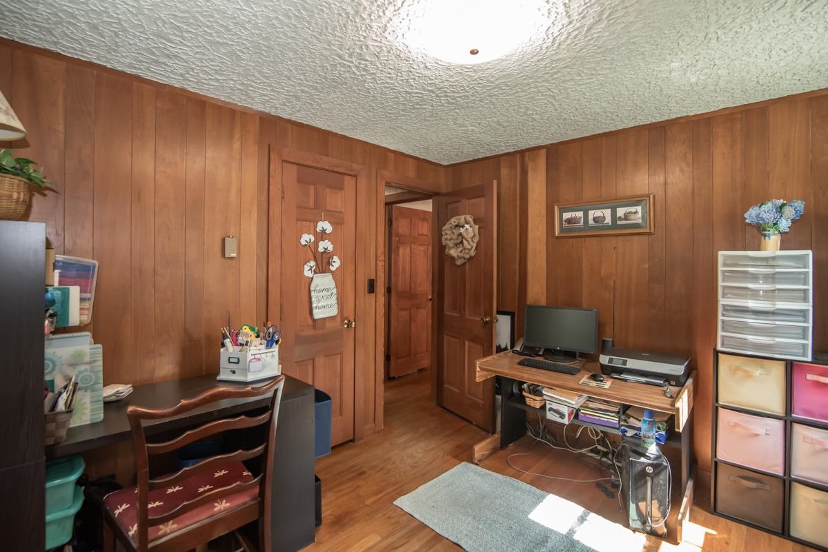 4 Memory Lane Hooksett, NH 03106 - Photo 12 of 37