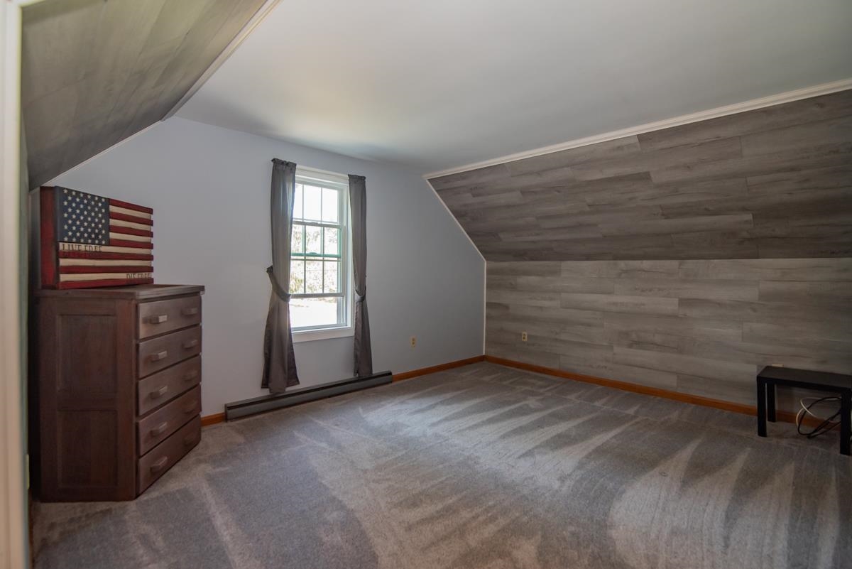 4 Memory Lane Hooksett, NH 03106 - Photo 18 of 37