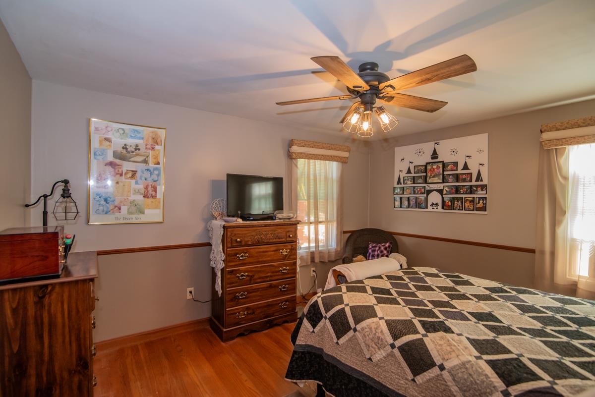 4 Memory Lane Hooksett, NH 03106 - Photo 9 of 37