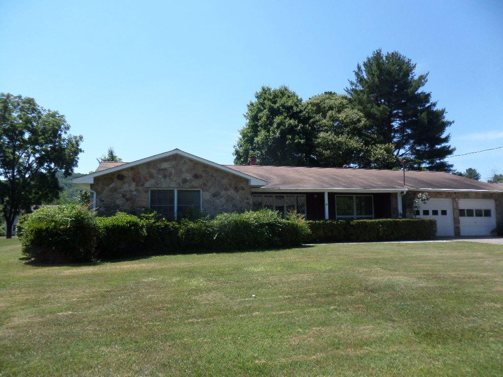 111 Albright Road Oak Ridge, TN 37830 - Photo 1 of 29 SAM_2215