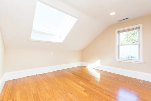 $4,000 | 27 Shannon Street, Unit 2L, Boston, MA 02135