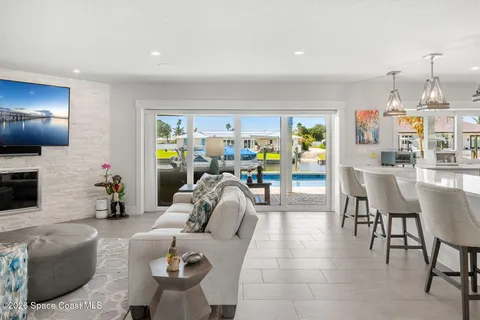 $1,900,000 | 2395 Brookside Way, Indialantic, FL 32903