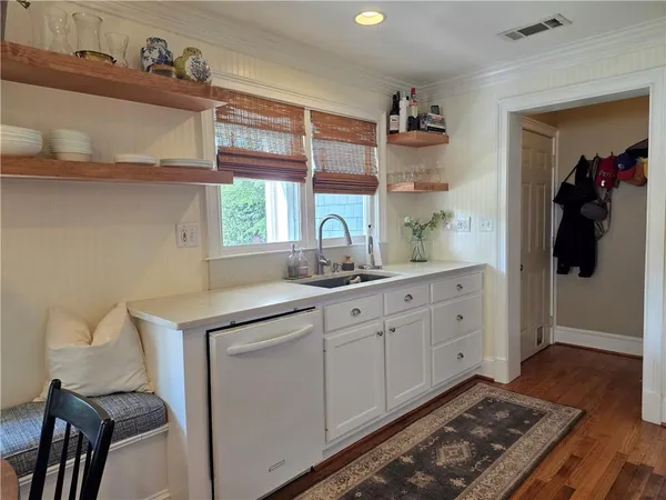 $3,400 | 2076 Anderson Drive Southeast, Smyrna, GA 30080