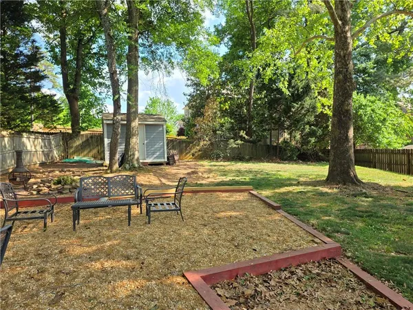 $3,400 | 2076 Anderson Drive Southeast, Smyrna, GA 30080